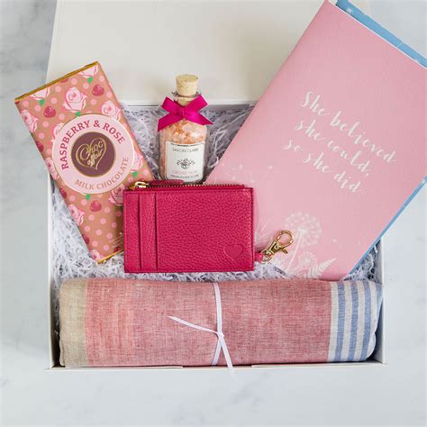 cute gifts for girlfriend pakistan